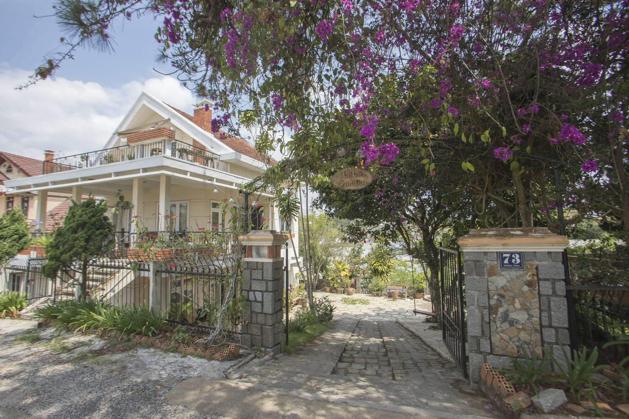 Lala Garden Lägenhet Dalat Exteriör bild